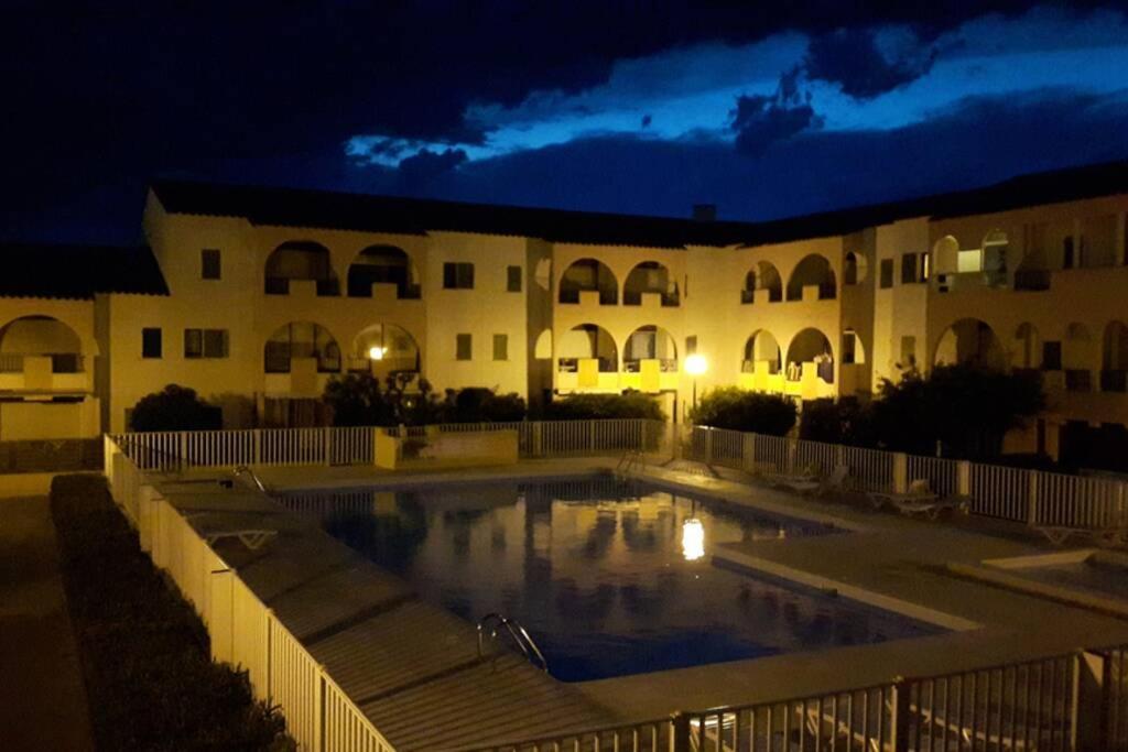 Studio Mezzanine En Residence Avec Piscine Au Village Ле-Баркарес Екстер'єр фото